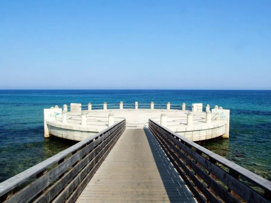 Fra Il Centro E Il Mare Daire Avola 0*,